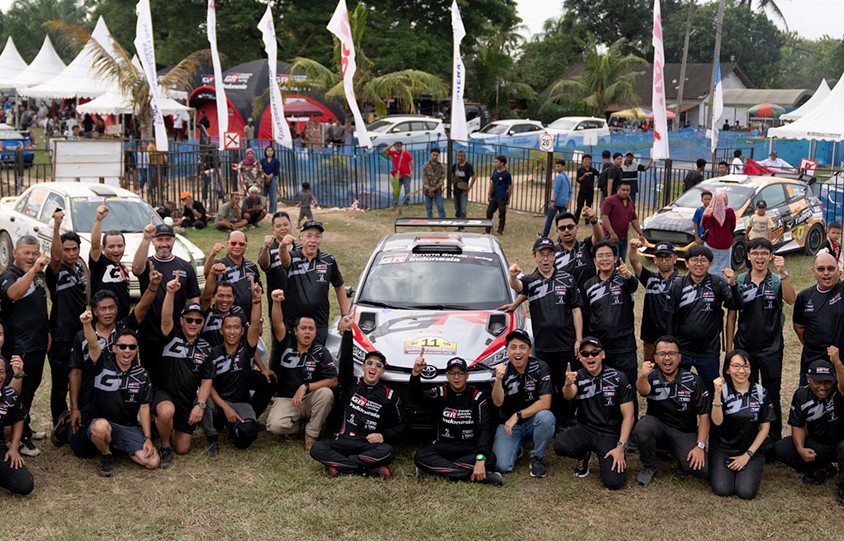 Sorak Sorai Masyarakat Sumatera Utara Warnai Podium Pertama Debut GR Yaris Rally2 di Kejurnas Rally Seri Ke-2 Sumatera Utara 2025}