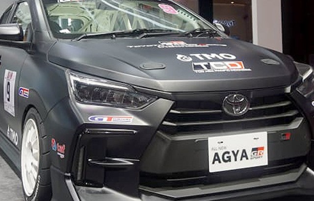TGRI Pamerkan Livery Baru pada Mobil Balap All New Agya GR Sport di IIMS 2024, Siapkan Oli Spesial Untuk GR Enthusiast