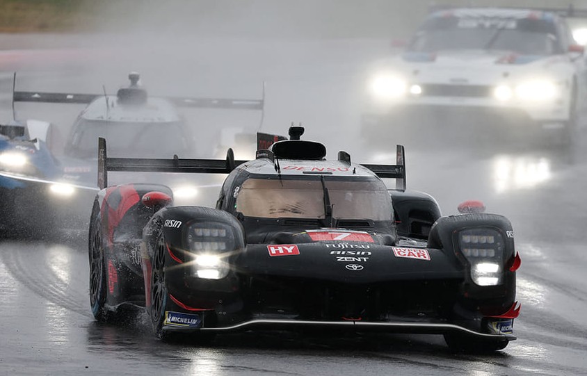 TOYOTA GAZOO Racing Berjuang Hingga Garis Finish di Ajang 6 Hours of Lone Star Le Mans yang Dramatis}